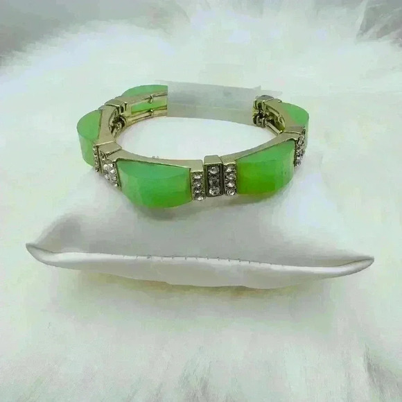 Green & Rhinestone’s Statement Bracelet - Picture 5 of 5